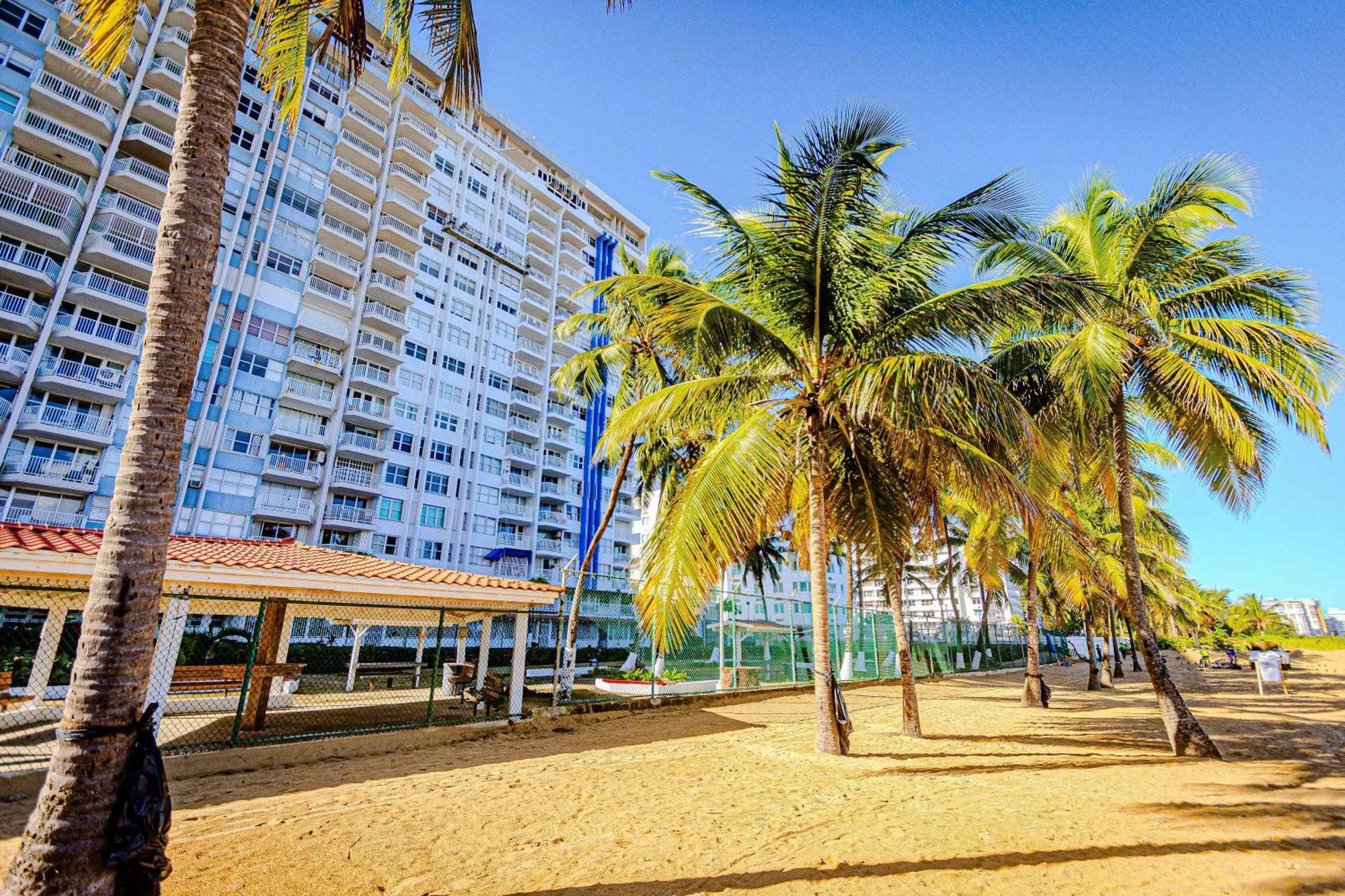 Sunset Paradise Cozy Beachfront Escape - Isla Verde サンジョアン エクステリア 写真