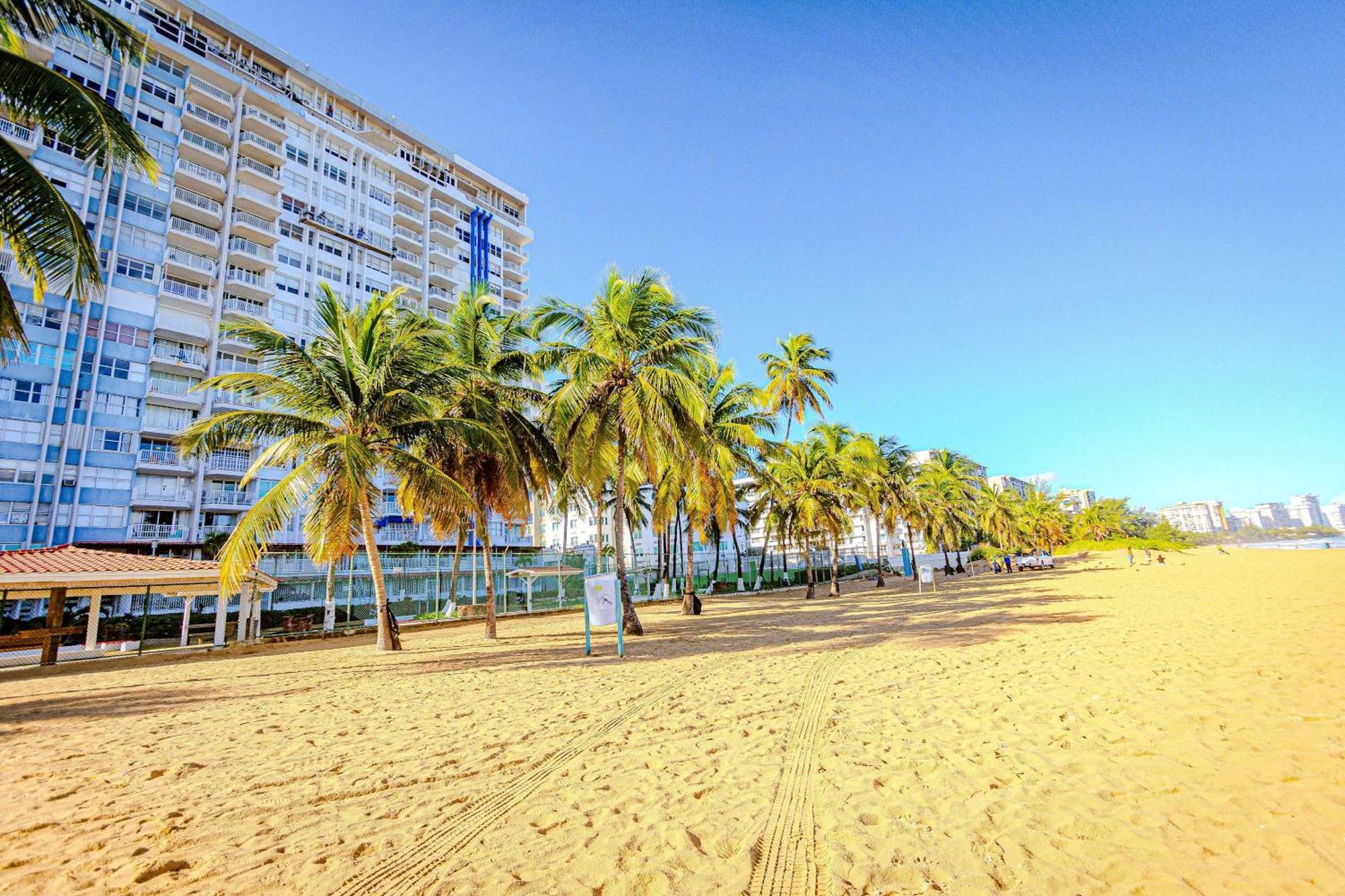 Sunset Paradise Cozy Beachfront Escape - Isla Verde サンジョアン エクステリア 写真