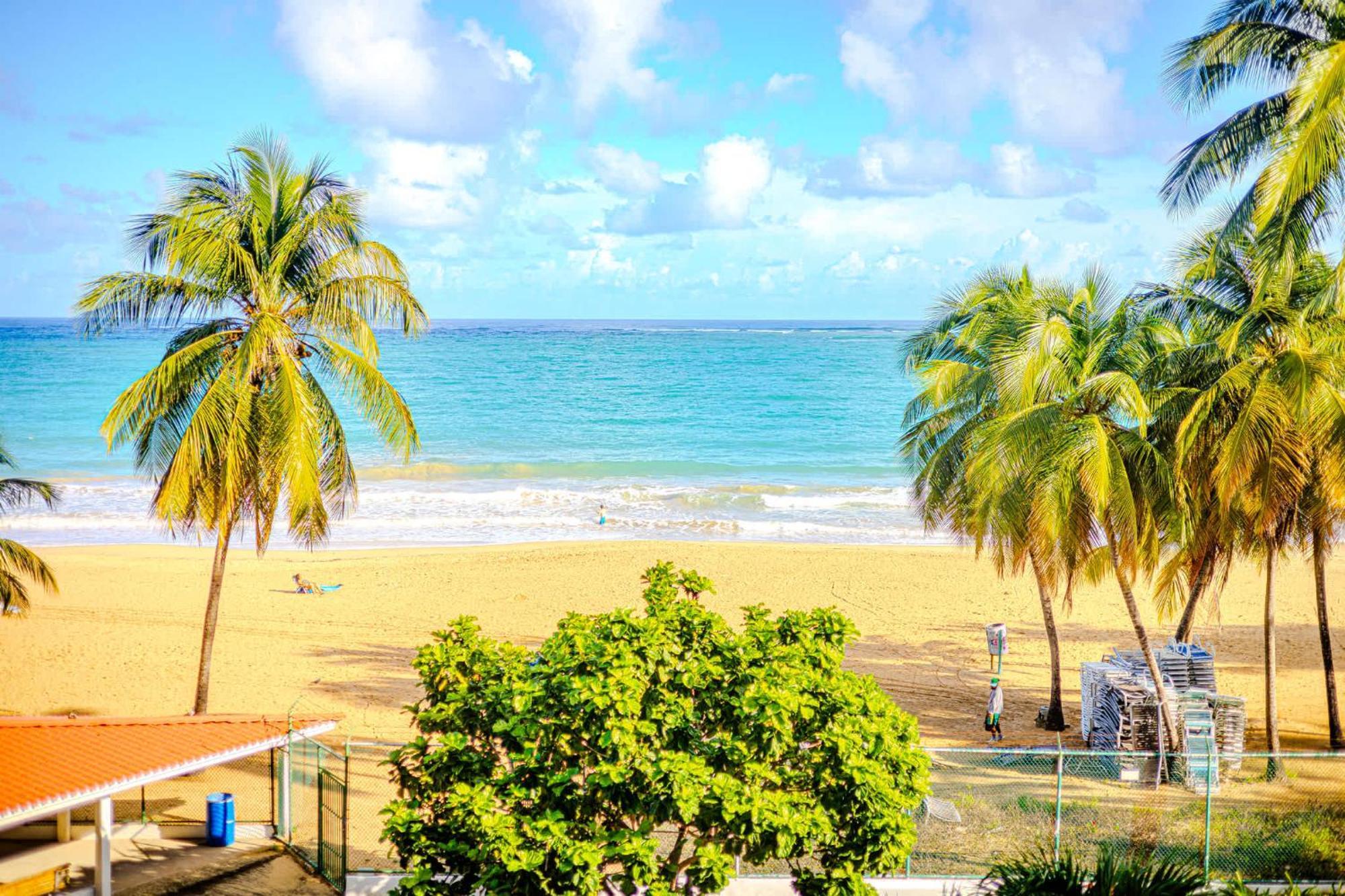 Sunset Paradise Cozy Beachfront Escape - Isla Verde サンジョアン エクステリア 写真